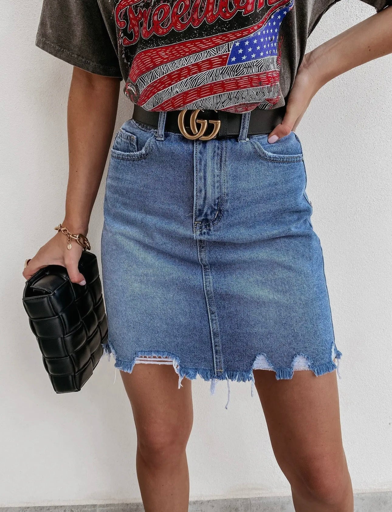 High waist slim fit denim skirt
