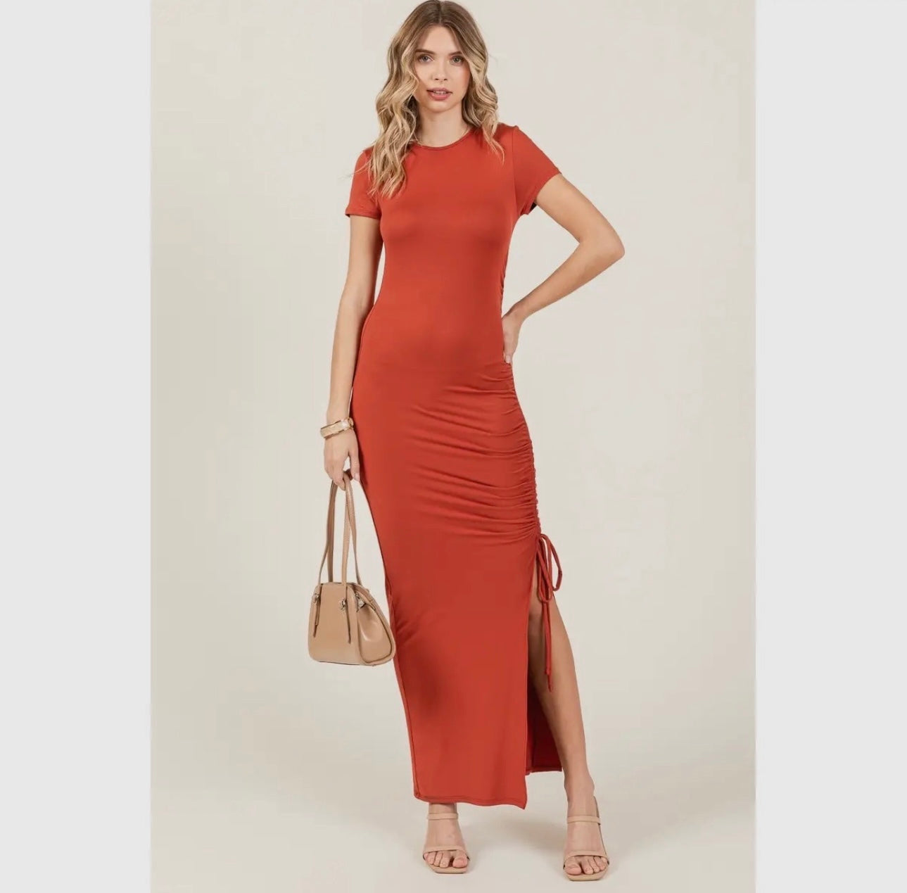 Short sleeve crew neck ruched bodycon maxi dress