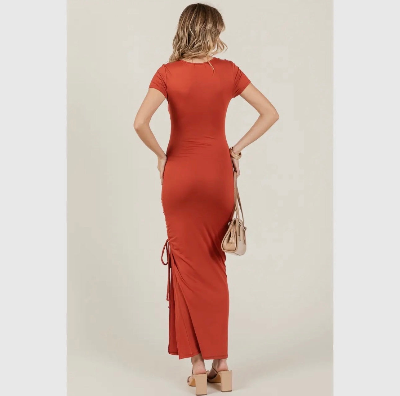 Short sleeve crew neck ruched bodycon maxi dress