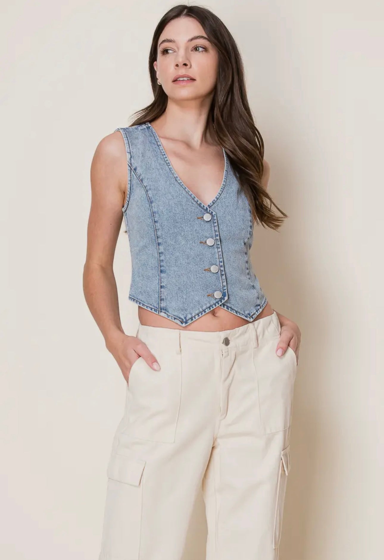 Washed denim fitted vest