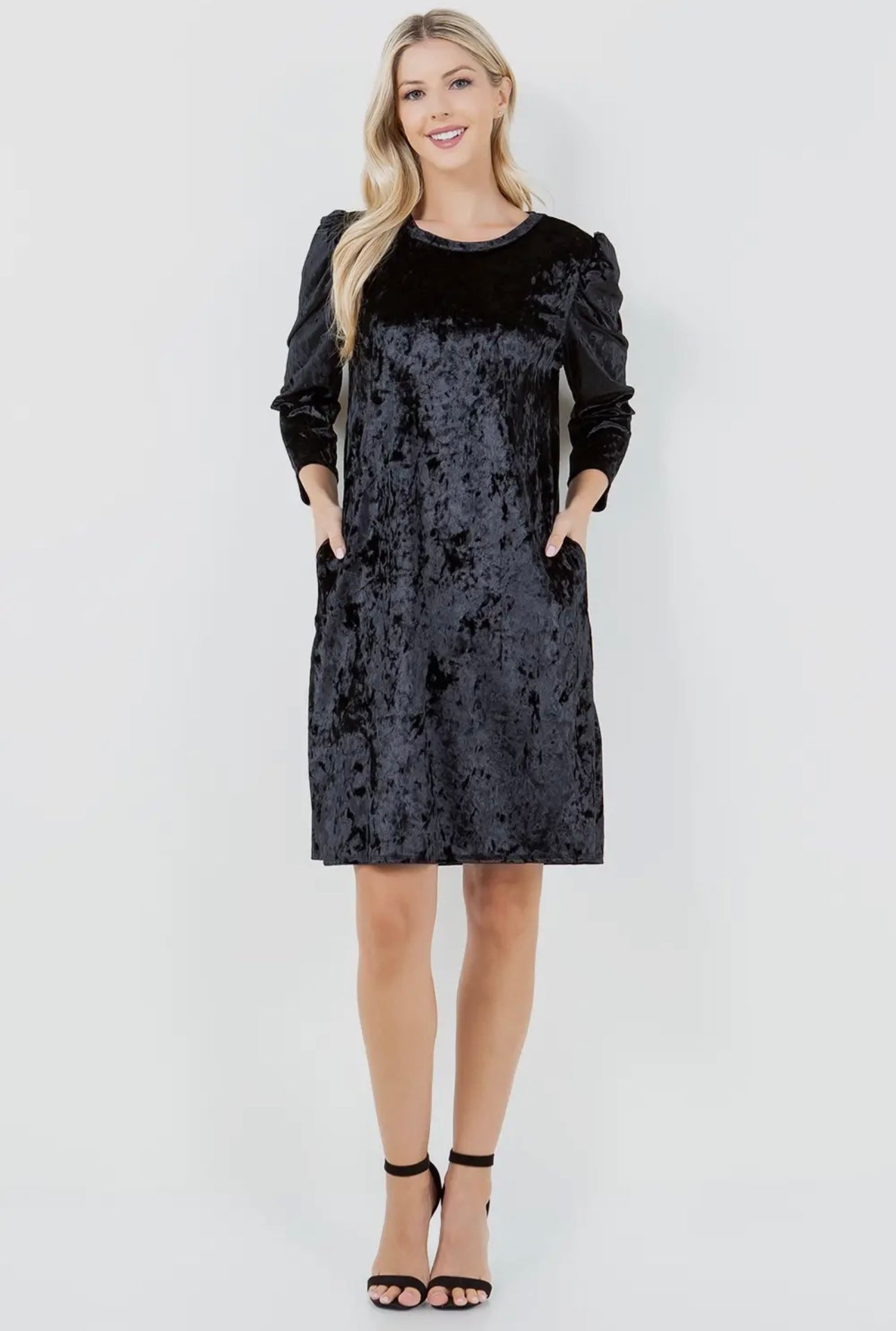 Black velvet dress with side pocket