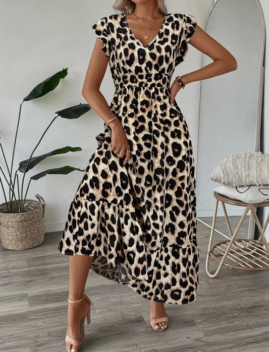 Printed leopard print, hugging dress