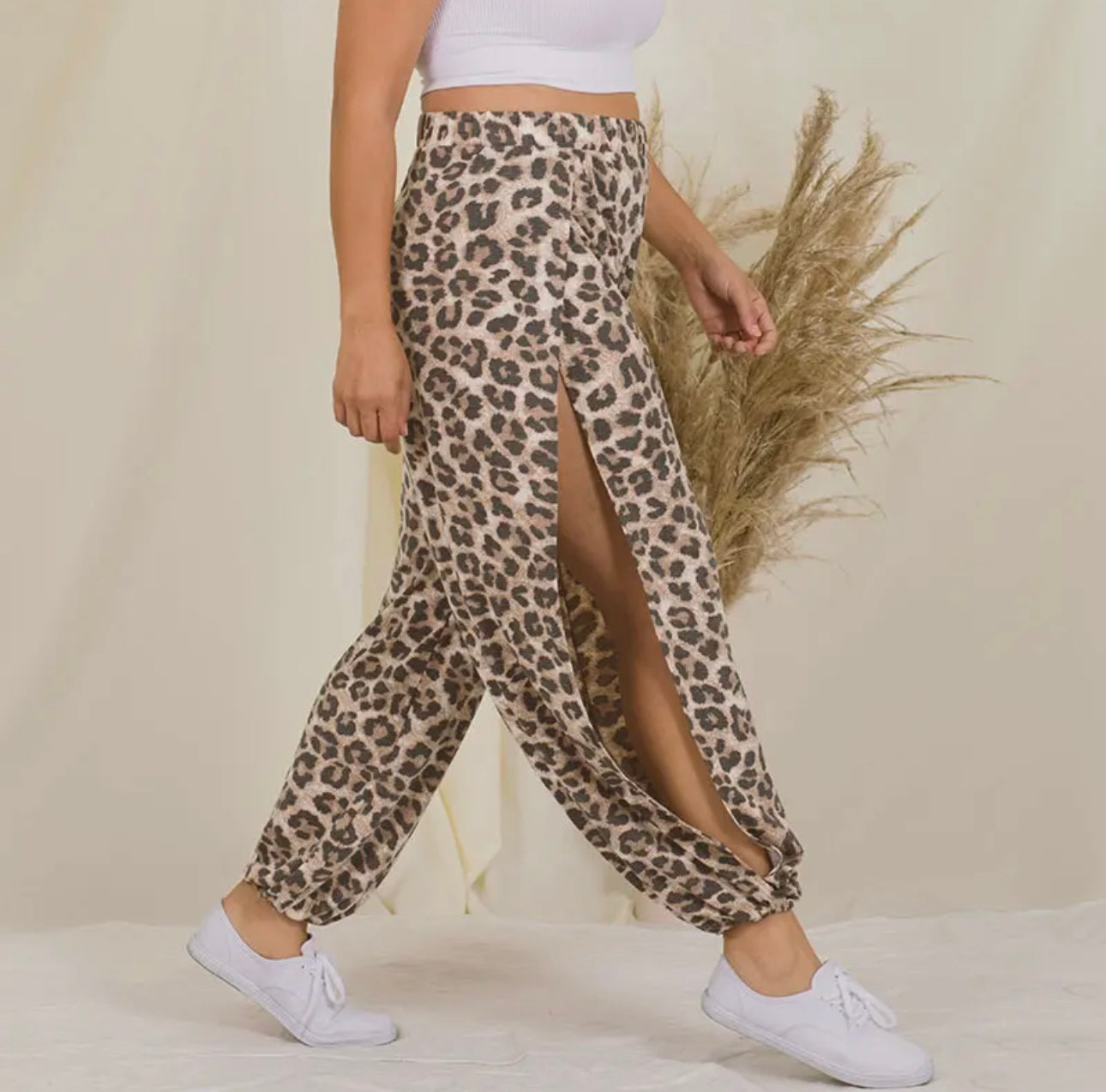 Plus leopard split side pants elastic waist